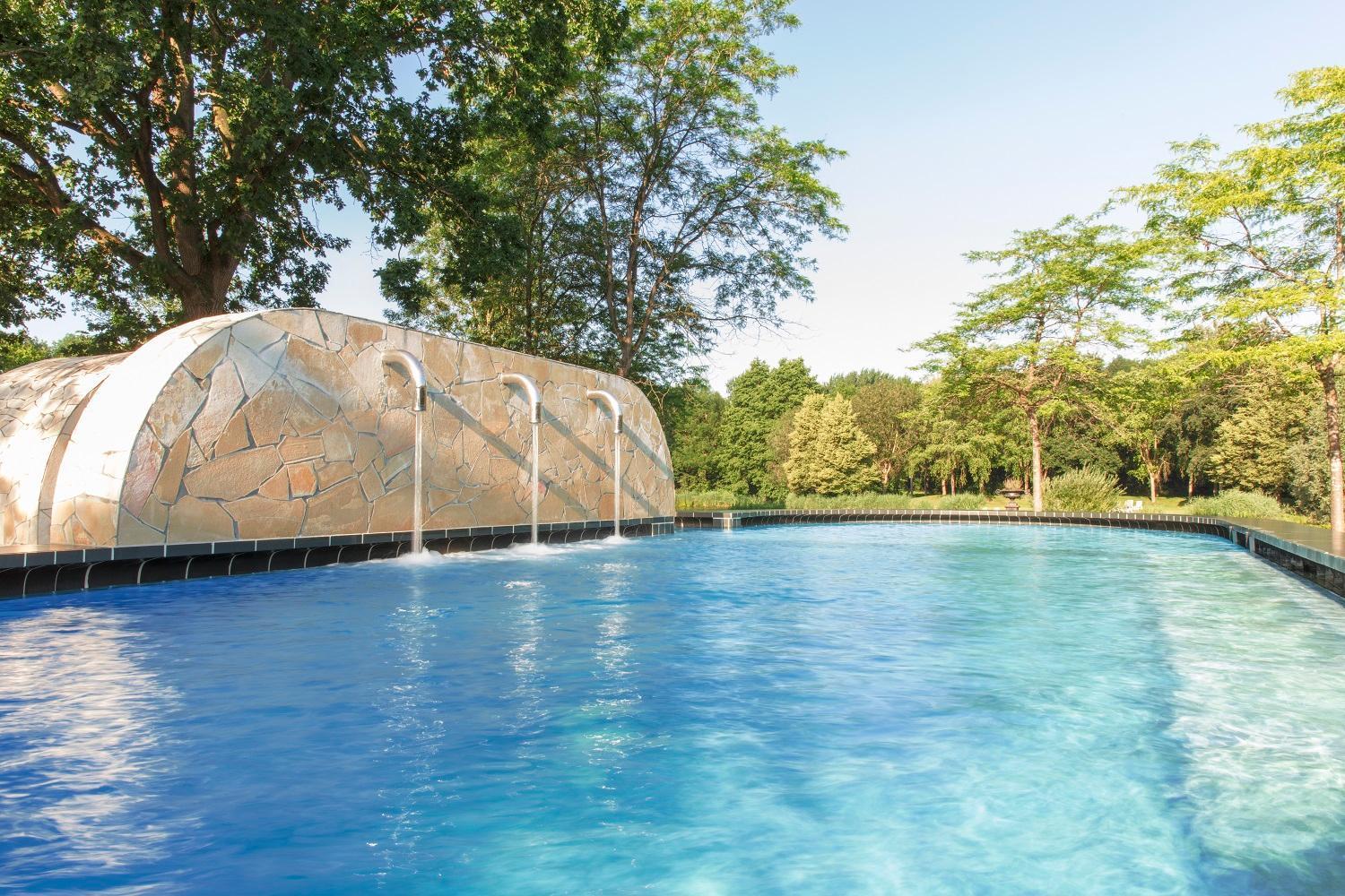 Thermen บาดนิวเวสคานส์ ภายนอก รูปภาพ